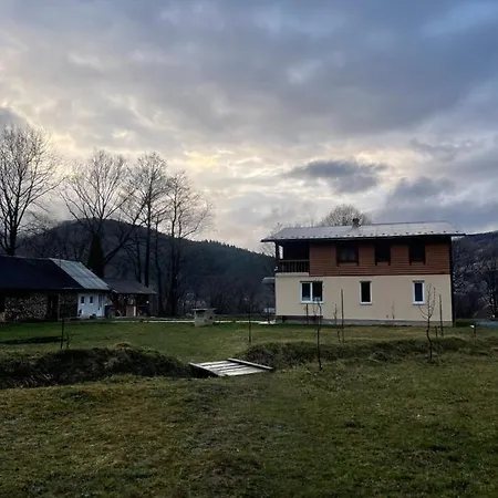 Made In Country house Yaremche